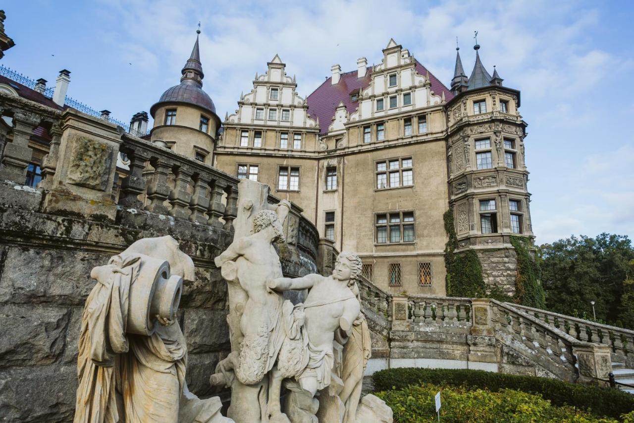 Moszna Zamek Hotel Exterior photo