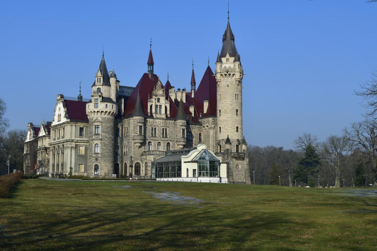 Moszna Zamek Hotel Exterior photo